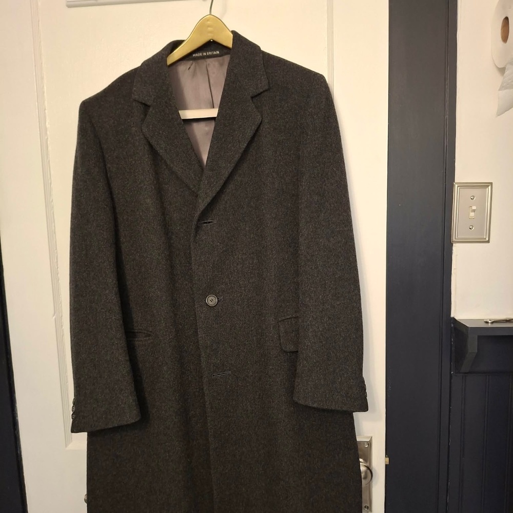 Men’s Imported Black wool coat.